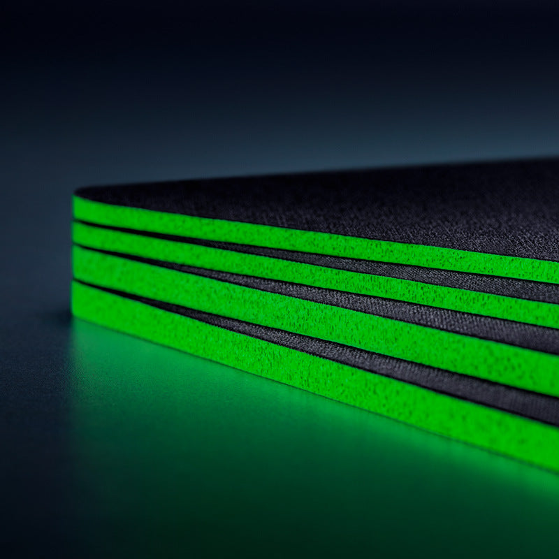 Razer Heavy V3 Gaming Large Gaming Mouse Pad