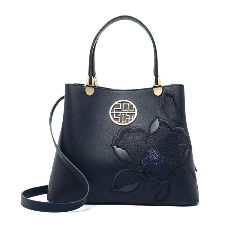 High-end Practical And Atmospheric Handbag As A Gift For Mother